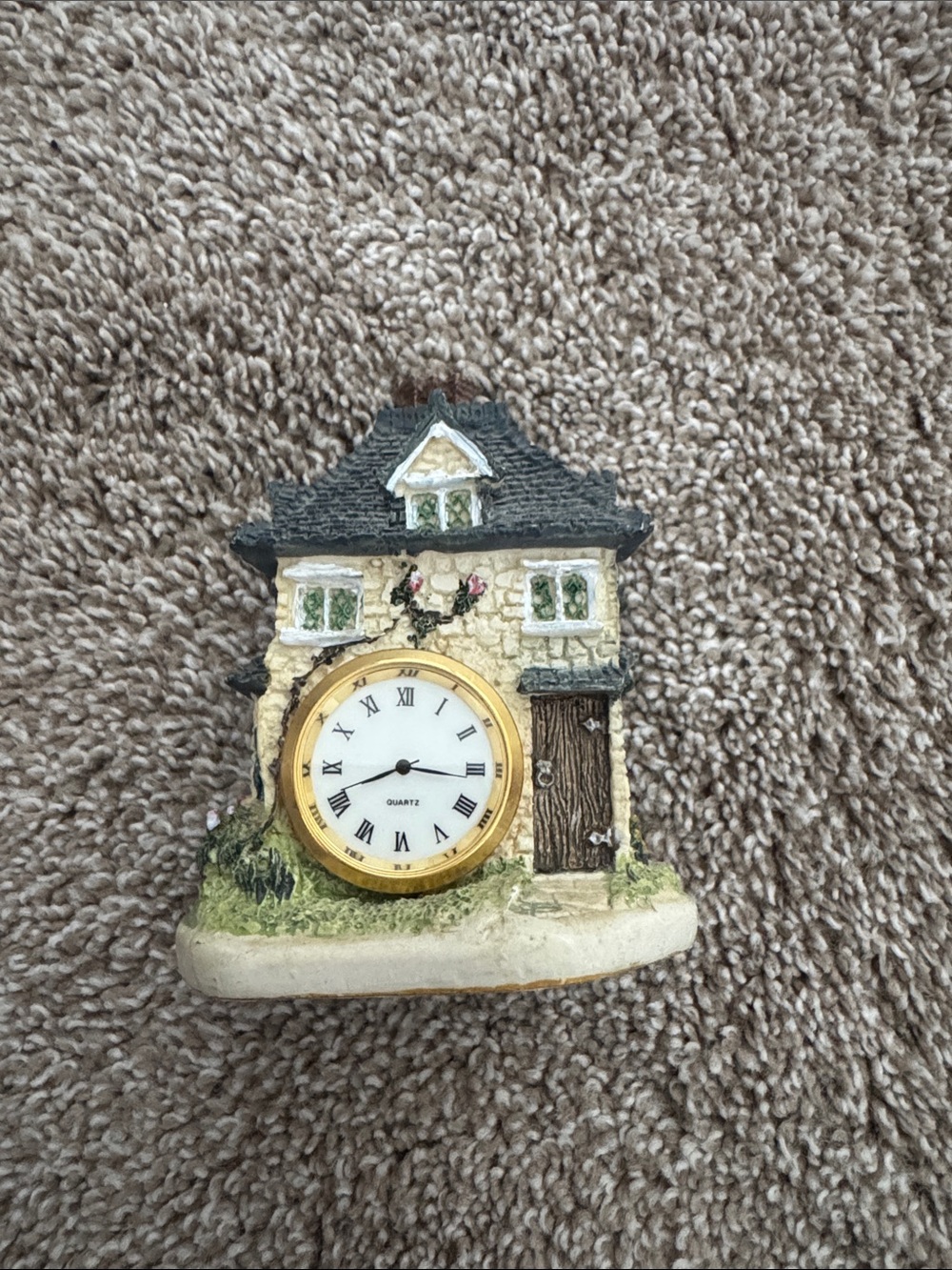 Cream Cottage Wall Clock Decor with Gold Accent